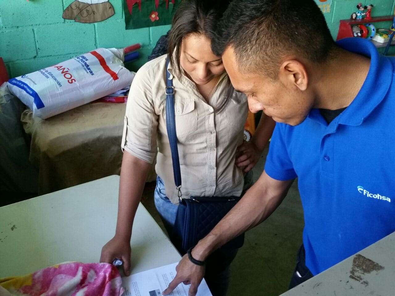 Unidos por la solidaridad: Fundación Ficohsa y su programa de voluntariado