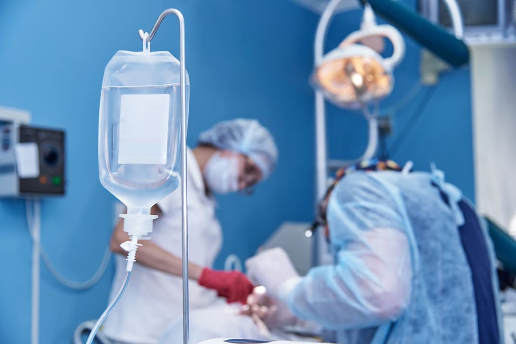 Guía médica: ventajas de usar Combofusiv en tratamientos intravenosos en Panamá